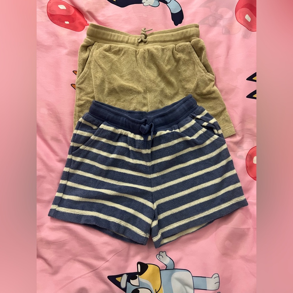 Baby Gap toddler girls shorts set of 2 size 5 NWOT